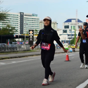 Runner Photo 3551054