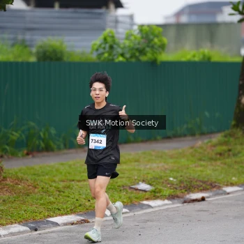 Runner Photo 3551350
