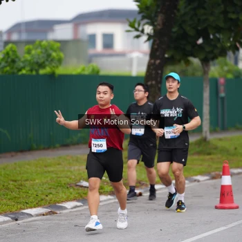 Runner Photo 3551409