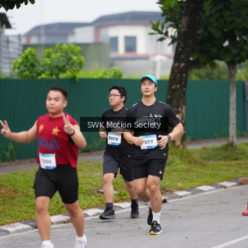 Runner Photo 3551429
