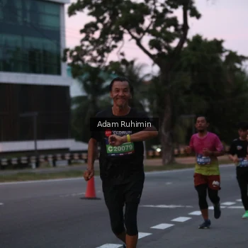 Runner Photo 3551436