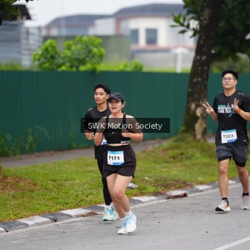 Runner Photo 3551567