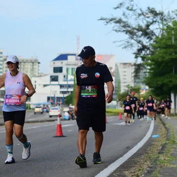 Runner Photo 3551692