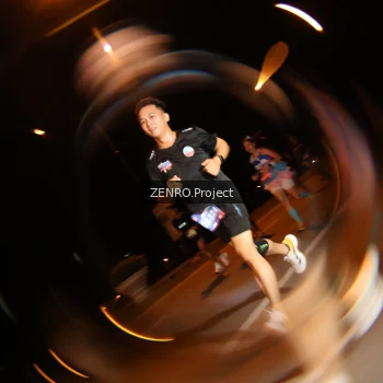 Runner Photo 3551709