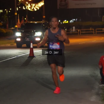 Runner Photo 3551715