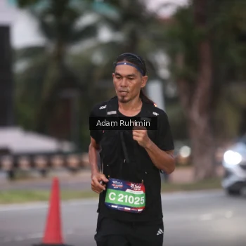 Runner Photo 3551716