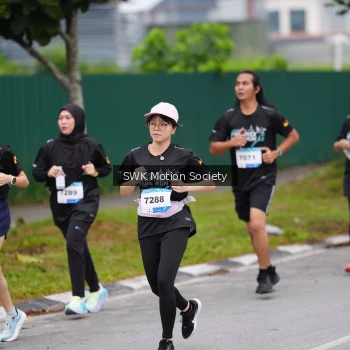 Runner Photo 3551731