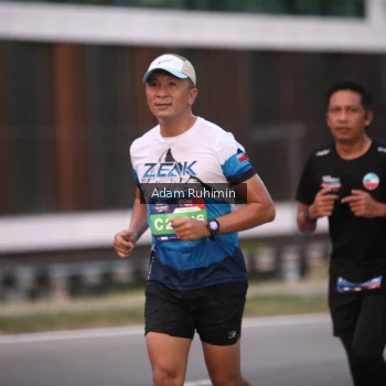 Runner Photo 3551735