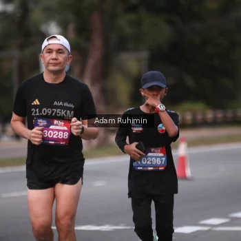 Runner Photo 3551765