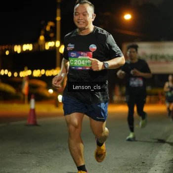 Runner Photo 3551794