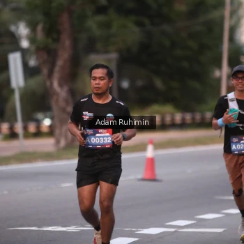 Runner Photo 3551833