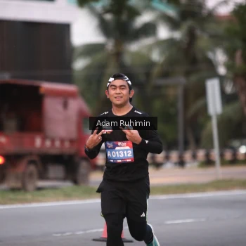 Runner Photo 3551971
