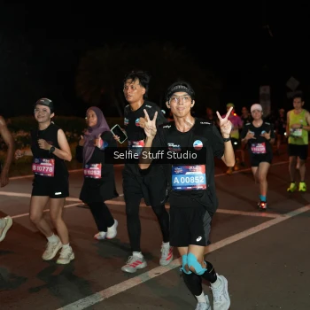 Runner Photo 3552020