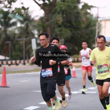 Runner Photo 3552112
