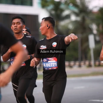 Runner Photo 3552365