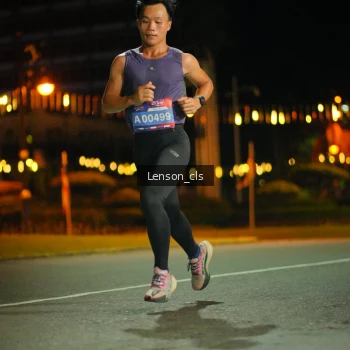 Runner Photo 3552624