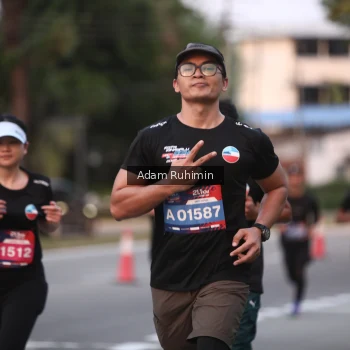 Runner Photo 3552642