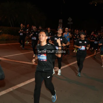 Runner Photo 3552660