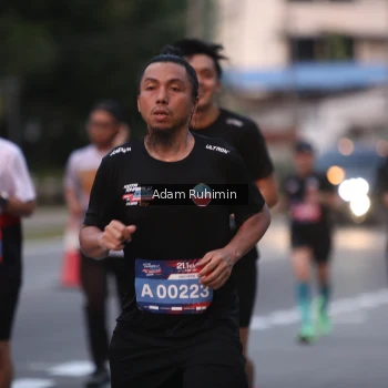 Runner Photo 3552715