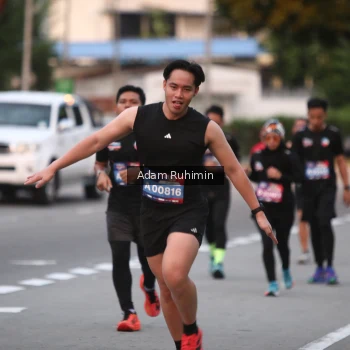 Runner Photo 3552813