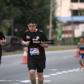Runner Photo 3552878