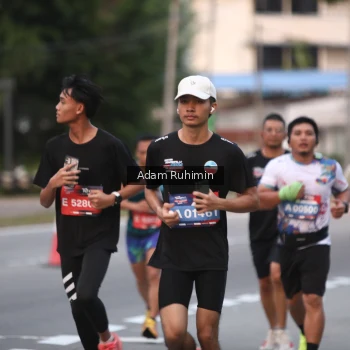 Runner Photo 3552886