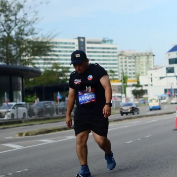 Runner Photo 3552887