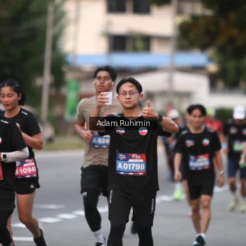 Runner Photo 3552937