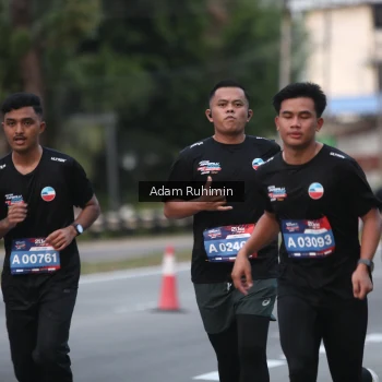 Runner Photo 3552997