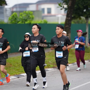 Runner Photo 3553023