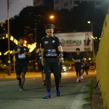Runner Photo 3553070