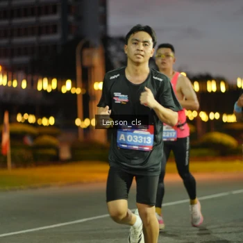 Runner Photo 3553115