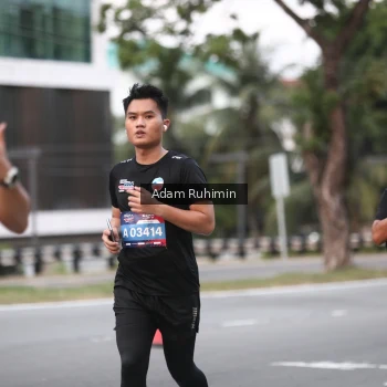 Runner Photo 3553125
