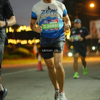 Runner Photo 3553188