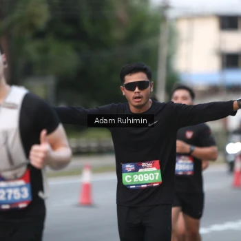 Runner Photo 3553243