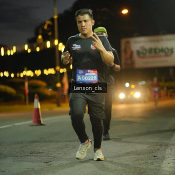 Runner Photo 3553470