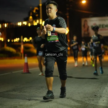 Runner Photo 3553486