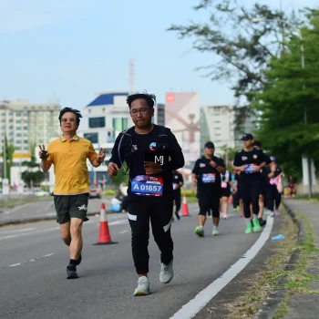 Runner Photo 3553495