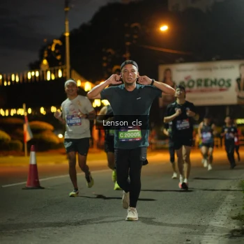 Runner Photo 3553530