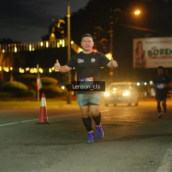 Runner Photo 3553544