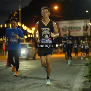 Runner Photo 3553575
