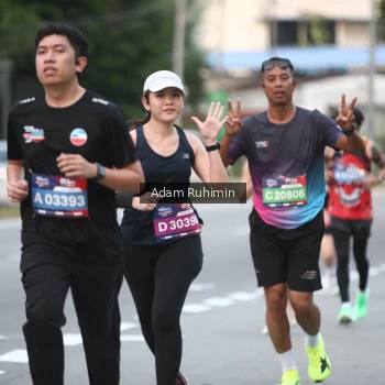 Runner Photo 3553610
