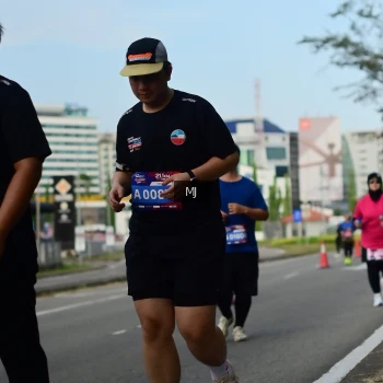 Runner Photo 3553634