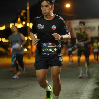 Runner Photo 3553653