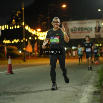 Runner Photo 3553666