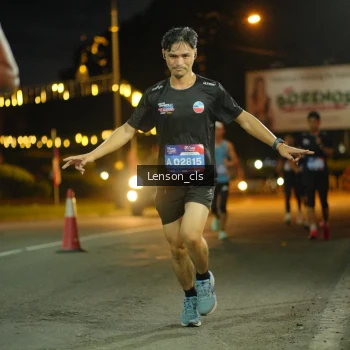 Runner Photo 3553696