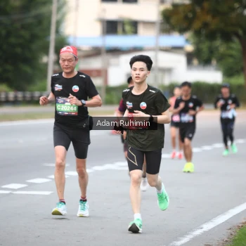 Runner Photo 3553757