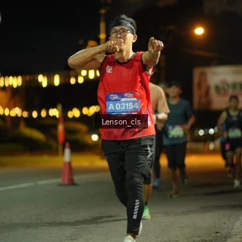 Runner Photo 3553810