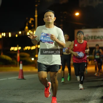 Runner Photo 3553830