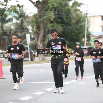 Runner Photo 3553948